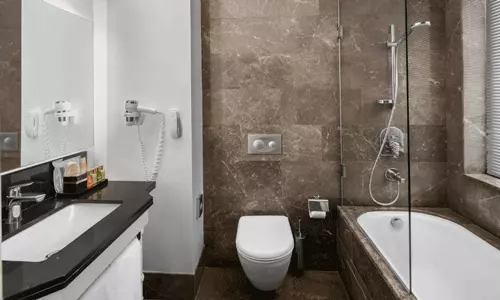 هتل آکا لاش (پی وی سی) تکسیم استانبول